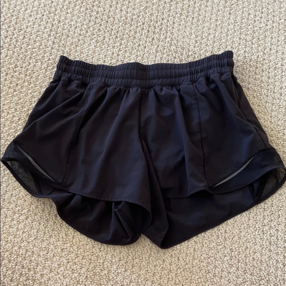Lululemon Hotty Hot Short II